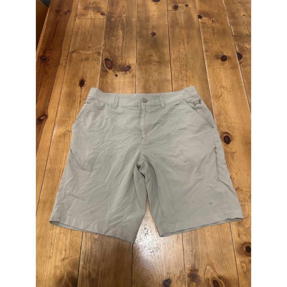 Under Armour Men's Size 34 Gray Activewear Shorts Golf Casual Flat Front